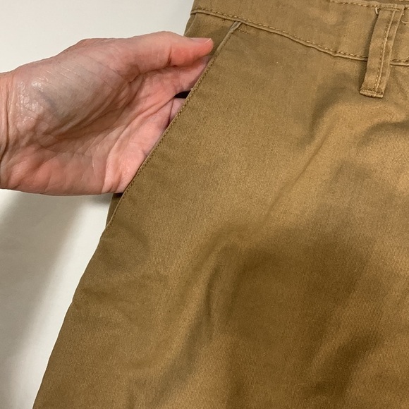 West 49 Slim Bermuda Shorts Size 36 Colour Camel - Picture 4 of 11